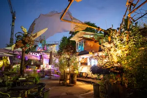 Location photo at night with wide angle